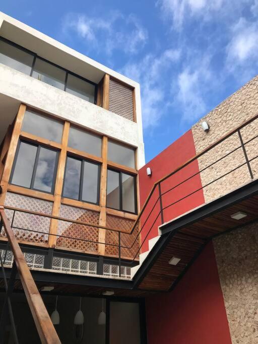 バリャドリッド Casona Xtabay, En El Centro De Valladolidヴィラ エクステリア 写真