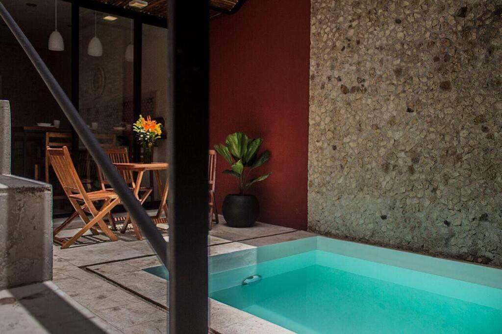 バリャドリッド Casona Xtabay, En El Centro De Valladolidヴィラ エクステリア 写真